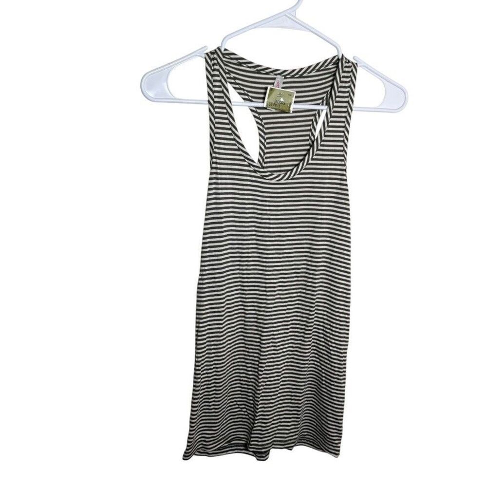 Sweet Tank Top Women's Medium Green Striped Round Neck Sleeveless NWT